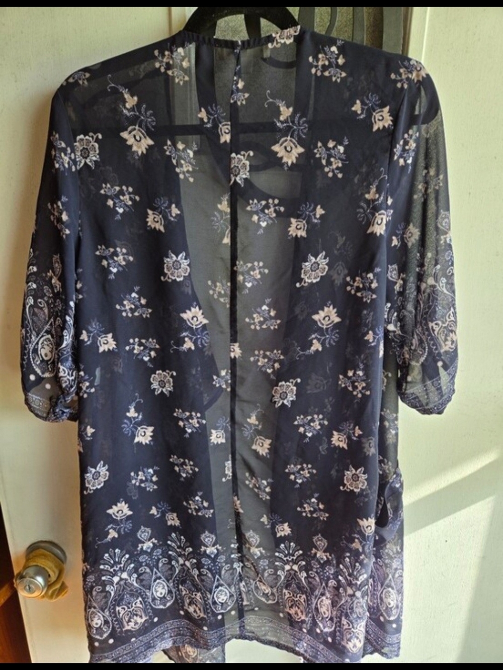 Band of Gypsies Navy Sheer Floral Kimono - Picture 6 of 6